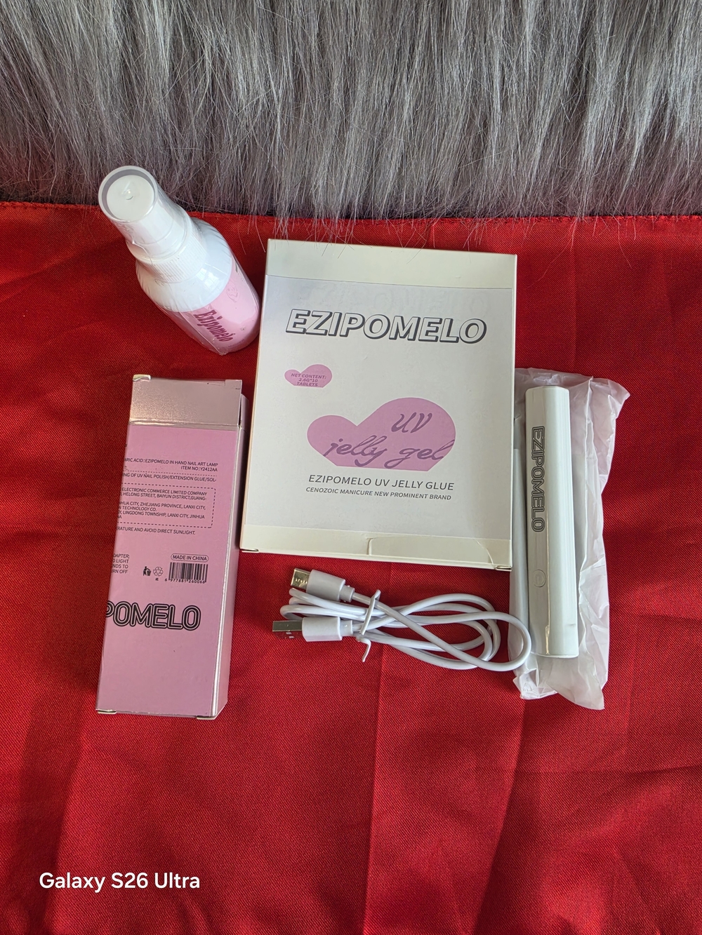 New Ezipomelo UV Jelly Glue Press-On Nail Kit with Portable Flash Cure LED Lamp